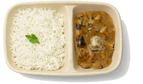 دجاج مع الفطر والأرز الأبيض